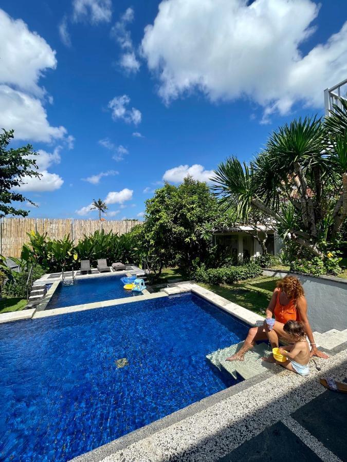 Private Suite In A Kids Friendly Big Shared Villa In Canggu 外观 照片