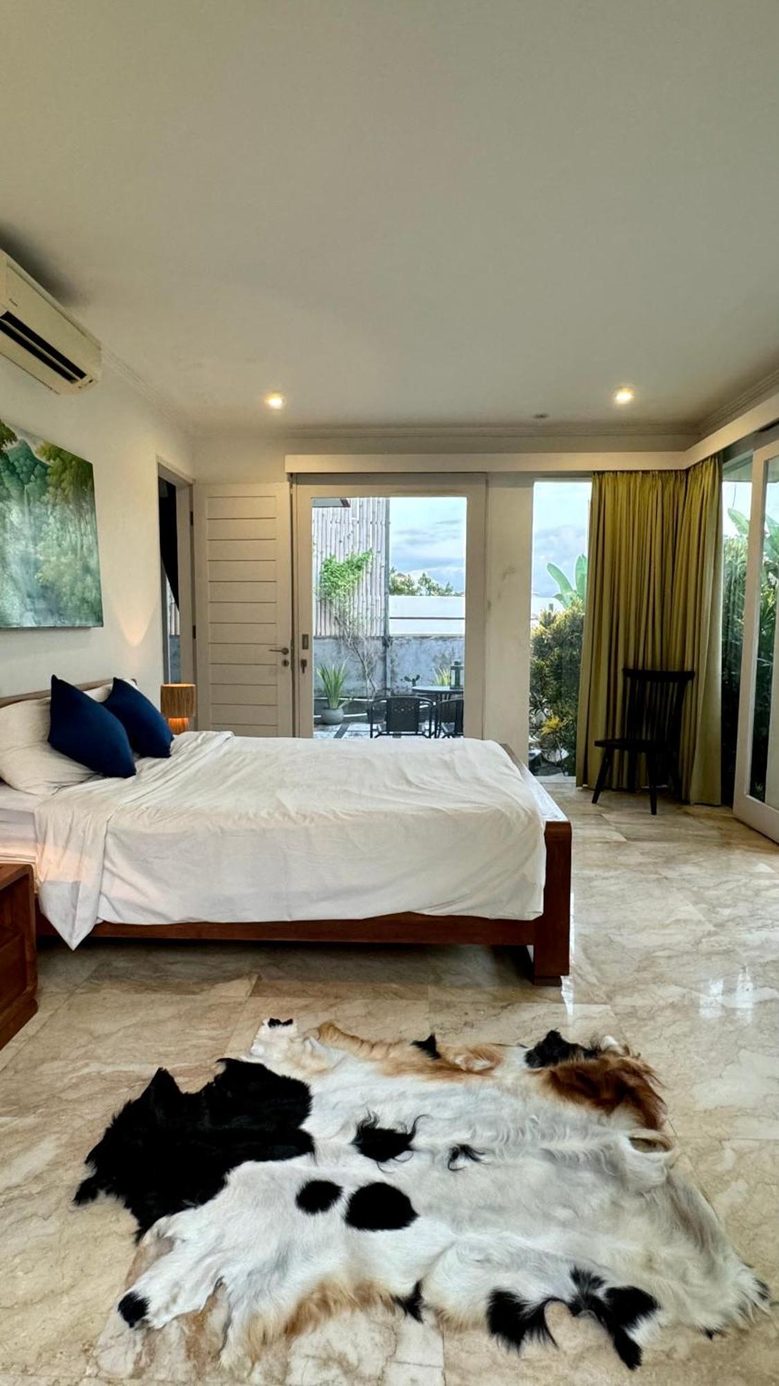 Private Suite In A Kids Friendly Big Shared Villa In Canggu 外观 照片