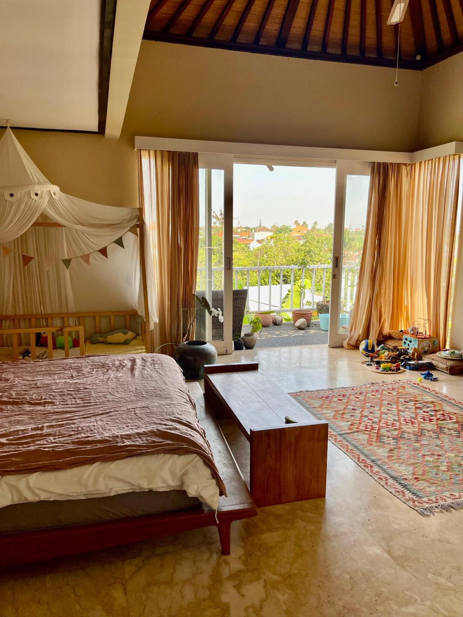 Private Suite In A Kids Friendly Big Shared Villa In Canggu 外观 照片